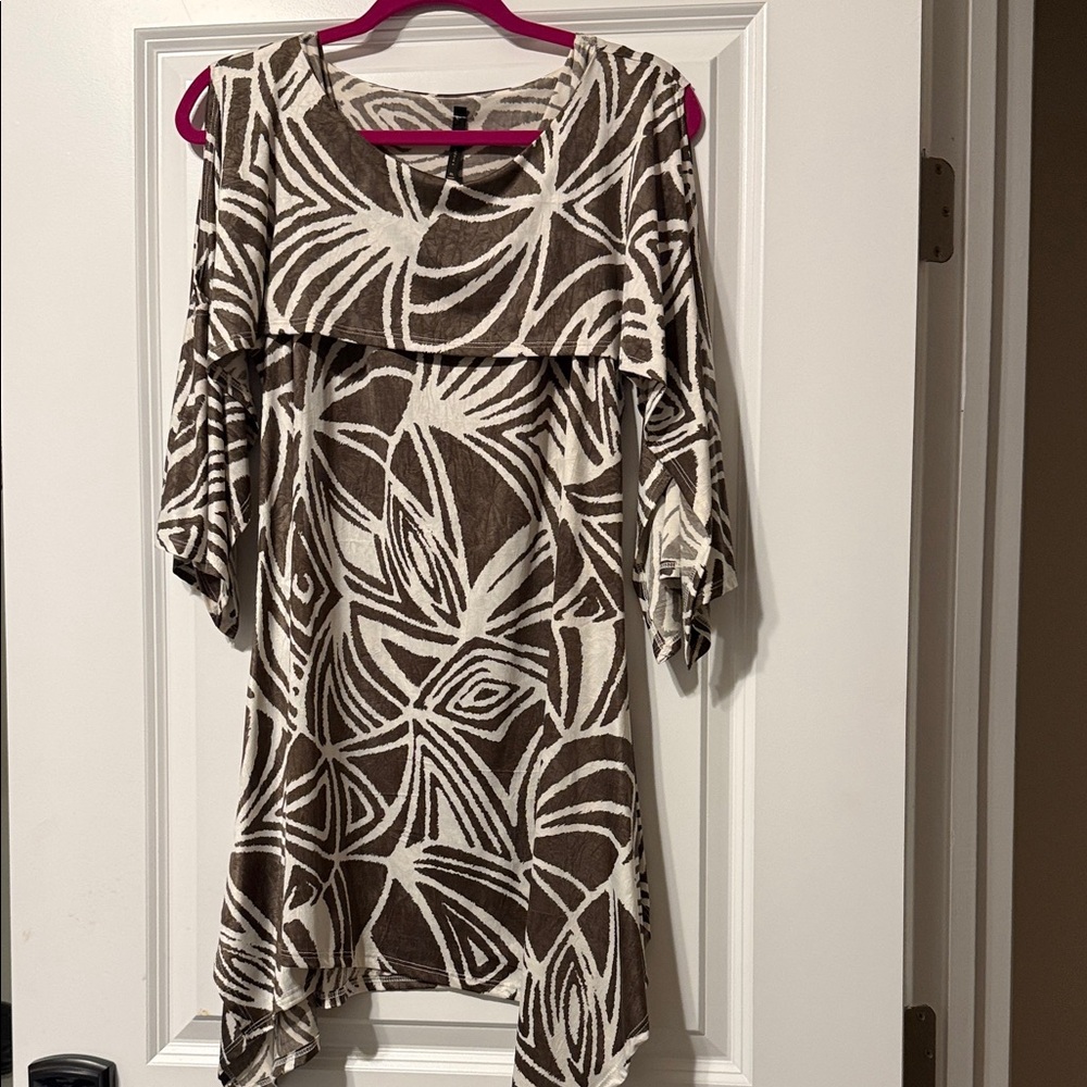Chic Asymmetrical Brown and White Tunic
